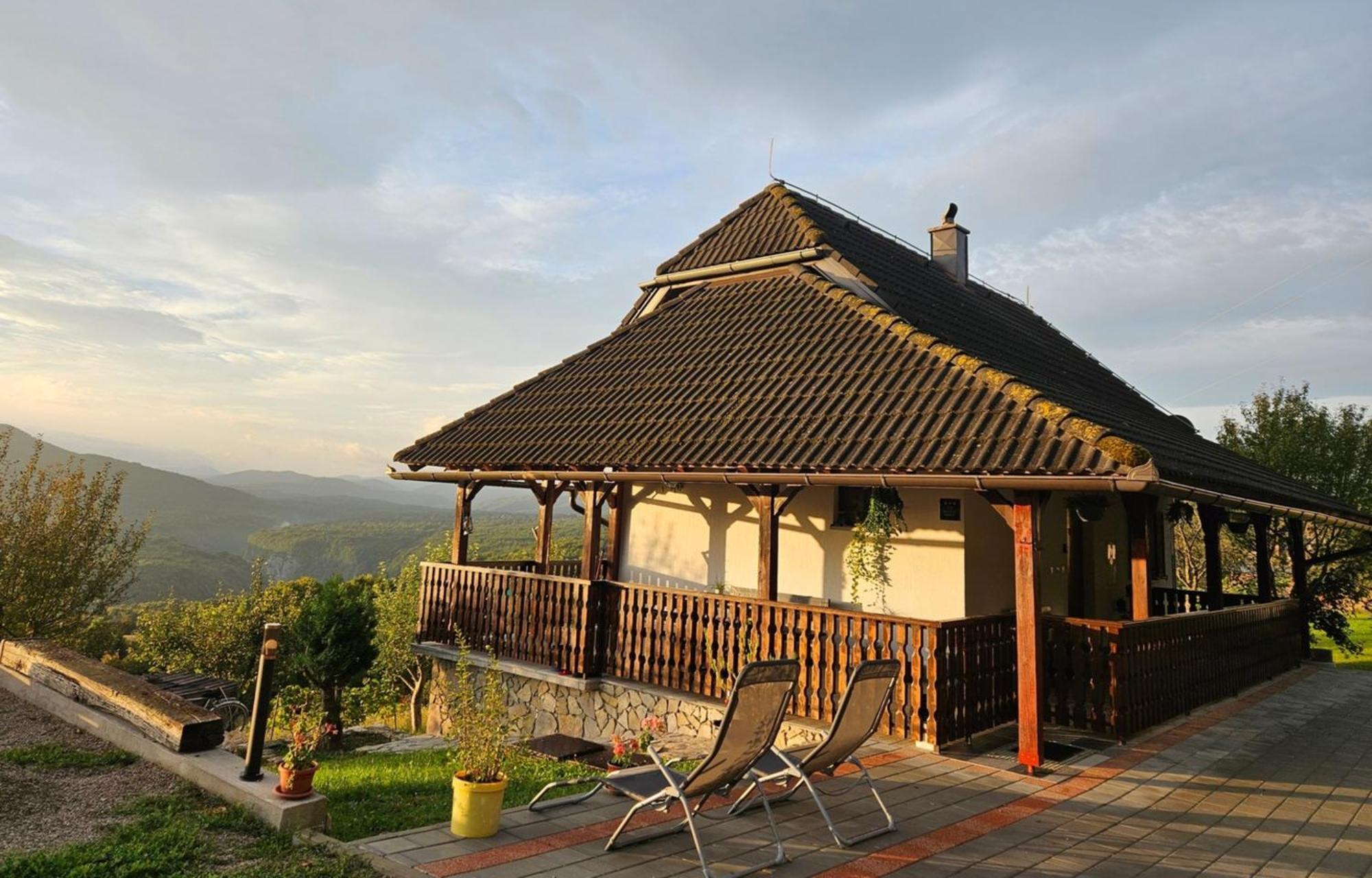 Cozy House Zivko With Balcony Villa Plitvička Jezera Kültér fotó